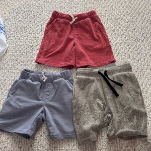 Rumi & Ryder Boys Casual Shorts Set - Red, Gray, and Tan‎ Size 5
